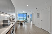NEW: 1BR Miami Beach Condo w/ Pool, Walk to Ocean