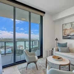 NEW: Beachside Bliss: 1BR/1.5 BA in Sunny Miami