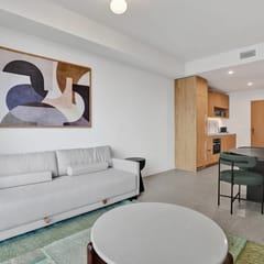 Brand New 1/1 Condo, Downtown Miami