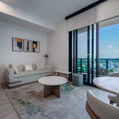 21st Floor 1BR Beach Access, Pool & Skyline