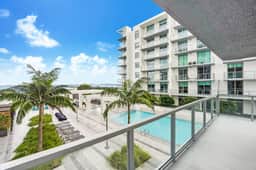 Rare Modern 1Bdrm Condo- Miami Design Dist - Image 4