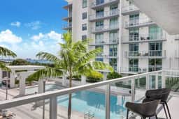 Rare Modern 1Bdrm Condo- Miami Design Dist - Image 2