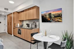 NEW Studio Downtown Miami - Image 2