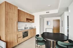 Amazing Trendy New 1/1 Condo,Downtown Miami 21st F - Image 4