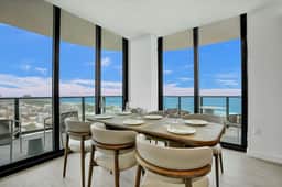 NEW: Stunning views 4 Bdrms Condo steps from the beach - Image 4