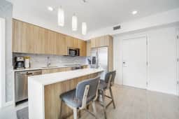 Two Bedroom Condo With King bed & Queen Bed - Image 3