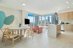 Two Bedroom Condo With King bed & Queen Bed - Image 4