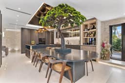 Miami Luxe house with Pool & Canal access - Image 4