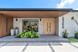 Modern 6-Bedroom Villa sleeps 19 - Image 3
