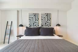Brand New 1 Bdrm Condo, Best Miami Area - Image 3
