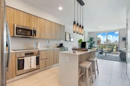 Brand New 1 Bdrm Condo, Best Miami Area - Image 2
