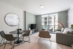 Modern Decor W/ Bay Views 1 Bdrm Condo - Image 3