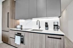 NEW Modern 1BR Condo in Prime Miami Beach Location - Image 4