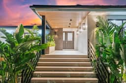 Luxe Miami Lakefront Mansion - 9BR w Pool & Garden - Image 5