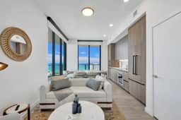 20th-Floor 4BR Haven | Breathtaking Ocean Views - Image 2