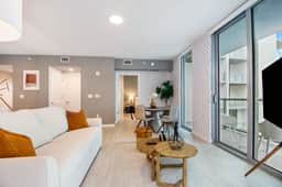 Miami Views Vacation Haven - 1 Bdrm Condo - Image 2