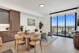 High-Rise Living | 18th-Floor 2BR/1BA, 72 Park - Image 2