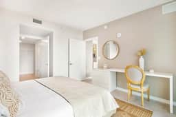 Cozy Deco 1 Bdrm Condo, Best Miami Location - Image 4