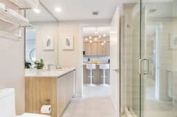Cozy Deco 1 Bdrm Condo, Best Miami Location - Image 5