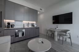 20th Floor Urban Coastal Escape | Oceanview 1BR - Image 5