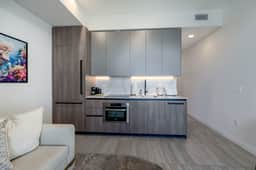 Panoramic Views, 18th Floor | 1BR Miami Beach - Image 3