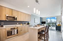 Cozy 1 Bdrm Beautiful Condo | Miami Best Location - Image 4