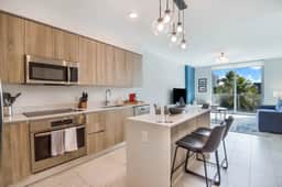 Miami Dream 1 Bdrm Condo, Best Location - Image 3