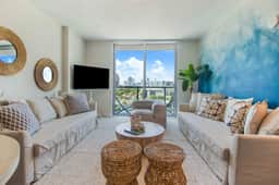 Spectacular Design 1 Bdrm Condo, Miami Design District - Image 2