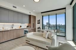 Chic 2BR/2BA, 19th Floor | Steps to the Beach - Image 3