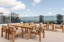 NEW Modern 1/1 Condo Downtown Miami Free Parking! - Image 4