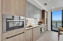 NEW: Ultimate Penthouse 3BR/2BA | Pool & Beach - Image 3