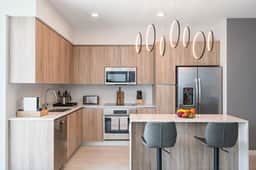 Panoramic Bay + City Views - Miami Design District Perfect 2/2 - Image 4