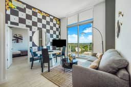 2 Bedroom City View - Image 4
