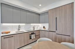 Refined 1BR on the 15th | Balcony, Pool & Gym - Image 4