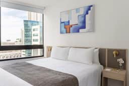 Stunning 1/1 Condo in Downtown Miami Free Parking - Image 5
