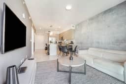Trendy 1 Bdrm Condo, Miami Design District - Image 2