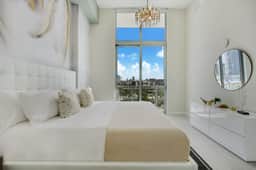 Upscale Designer 1 Bdrm Condo - Miami Design Dist - Image 4