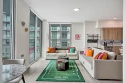 Modern 1 Bdrm Condo With Bay & Pool Views - Image 3
