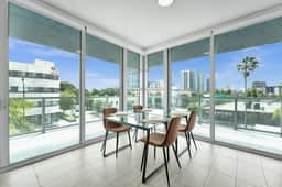 Gorgeous 2 bedrooms condo Miami best location - Image 3