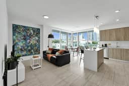 Gorgeous 2 bedrooms condo Miami best location - Image 2