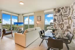 Beautiful Views - Artsy 2 Bdrm Miami Apt - Image 2