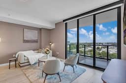NEW 2-Bed/1-Bath Condo Miami Beach - Image 2