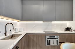 Spacious 19th Floor 1BR Escape | Miami Beach Bliss - Image 4