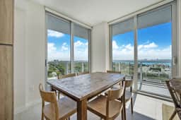 Elegant 2/2 Condo Miami Design District - Image 3