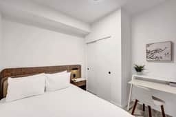 Luxury 1BR at 72 Park | Pool, Gym & Beach Access - Image 5