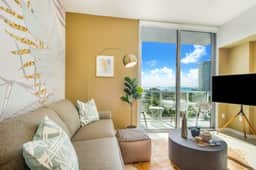 Bay Views! Tropical Miami Studio-Miami Design Dist - Image 3