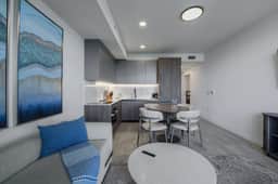 NEW : Luxury Beachside 1BR | Pool, Gym & Balcony - Image 3