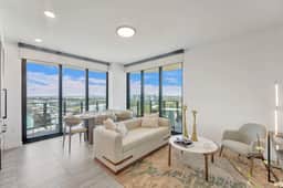 12th-Floor 3BR/2BA | Pool, Gym & Miami Beach - Image 2
