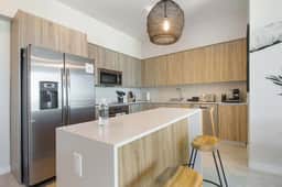 Brand New Lovely 1 Bdrm Condo, Best Miami Area - Image 3