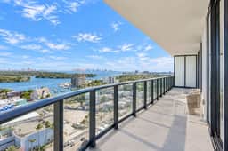 NEW Oceanview 2/2 Oasis in Miami - Image 4